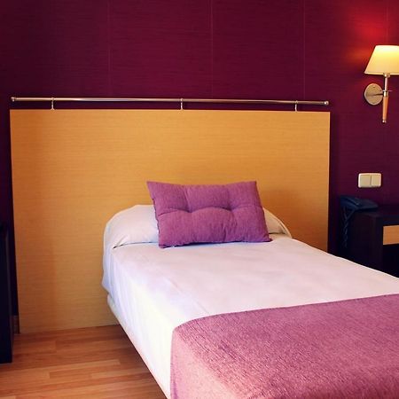 Hotel Equo Аранхес Екстериор снимка