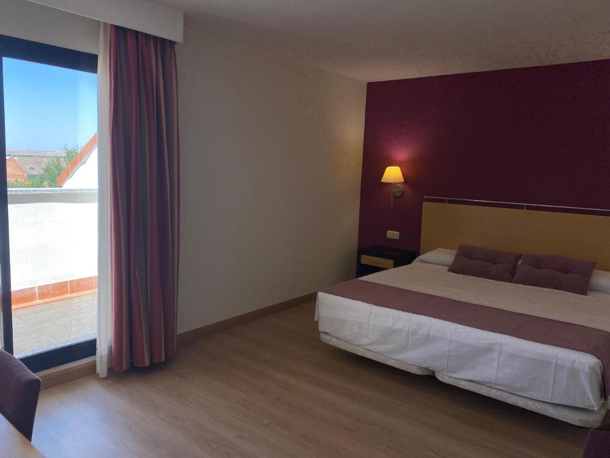 Hotel Equo Аранхес Стая снимка